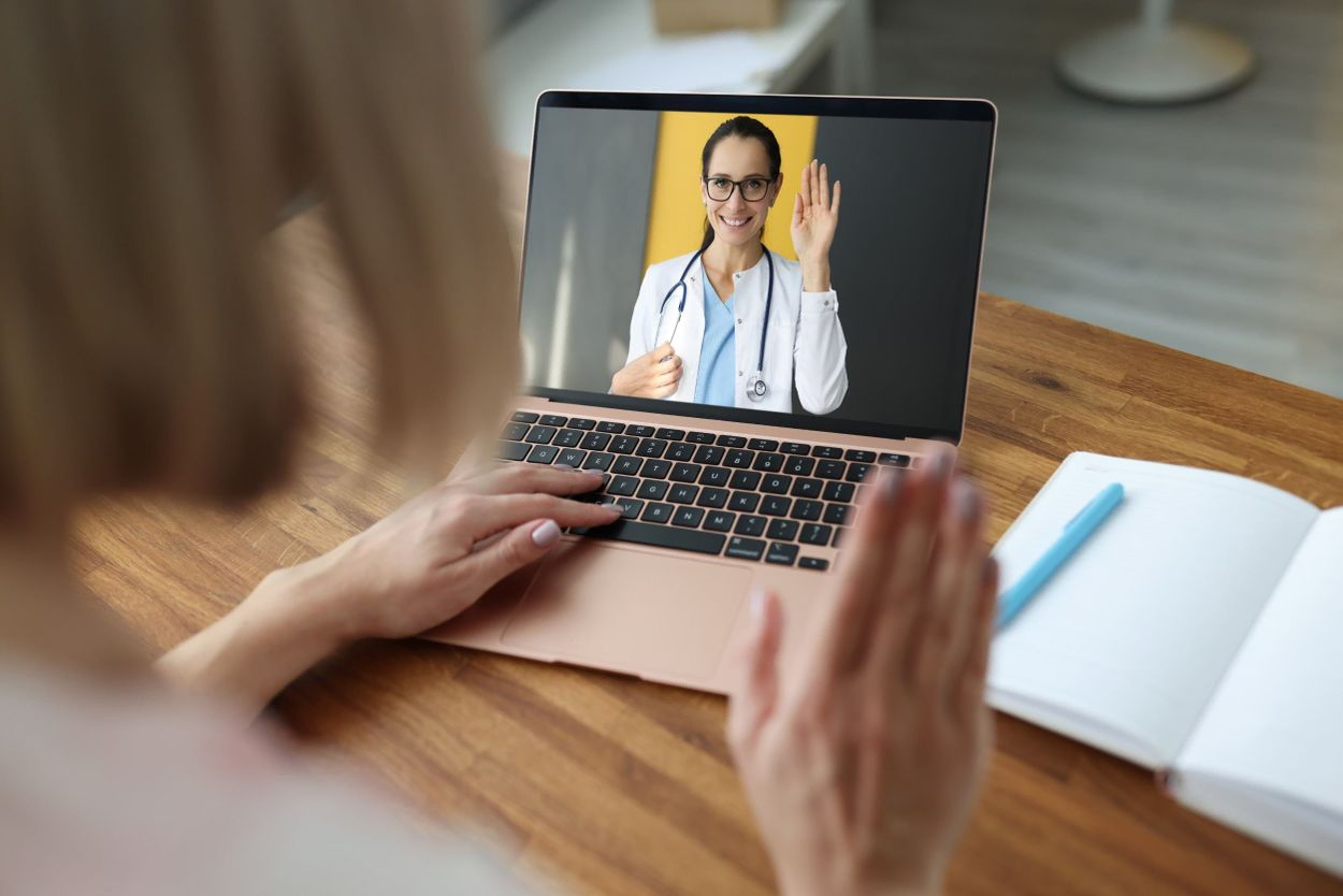 Consulta con medico por videollamada